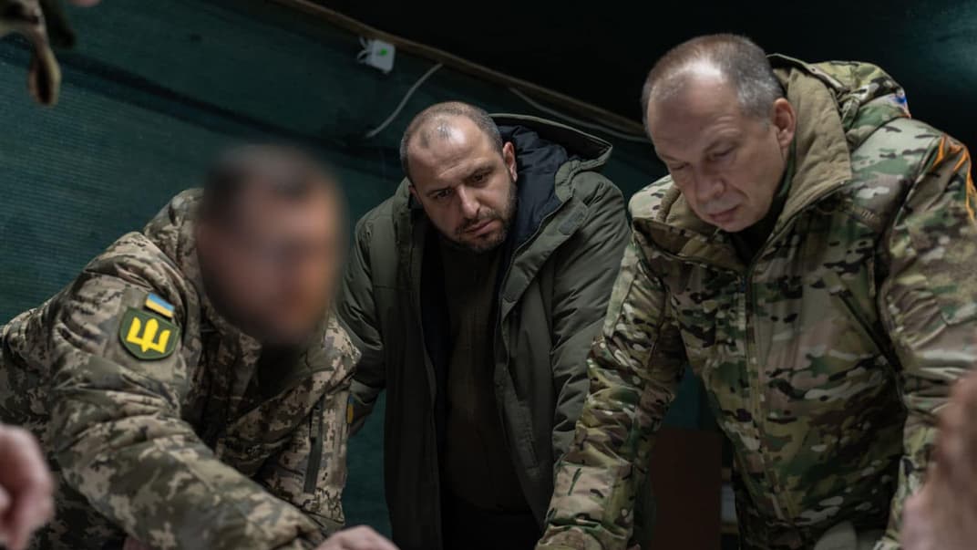 Главнокомандующий ВСУ Александр Сырский вместе с министром обороны Рустемом Умеровым