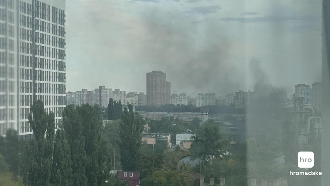 Дим у Дніпровському районі Києва, пов’язаний зі зніманням фільму