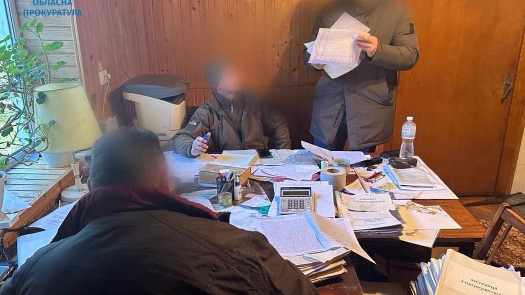 За порубки леса в нацпарке «Гуцульщина» сообщили о подозрении работникам лесхоза