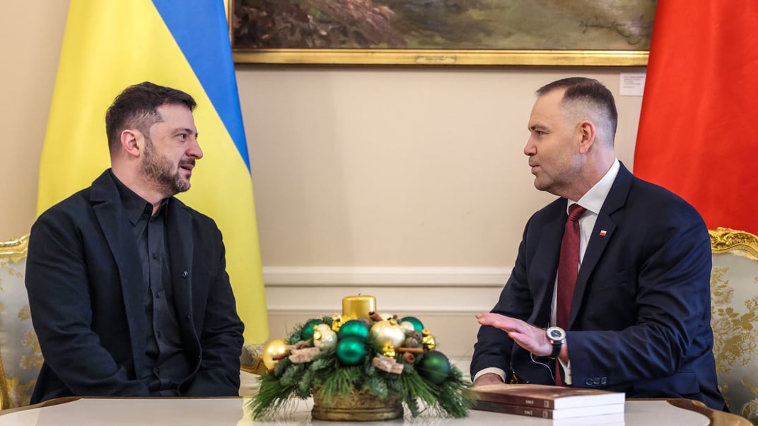 Президент Польщі Кароль Навроцький та президент України Володимир Зеленський під час зустрічі у Варшаві, 19 грудня 2025 року