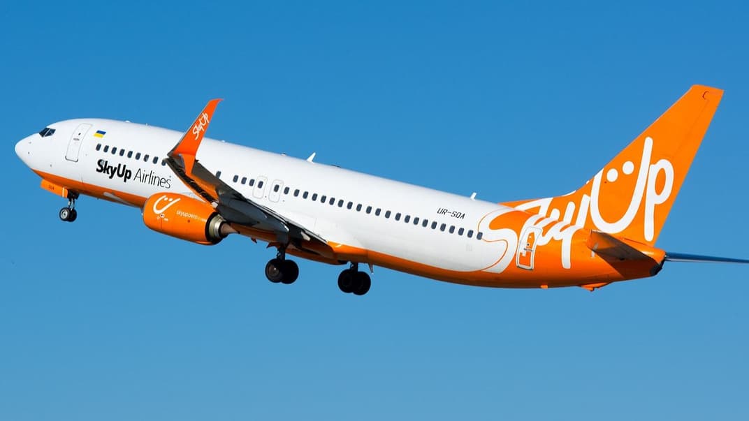 Самолет Boeing 737-800 компании SkyUp. Иллюстративное фото