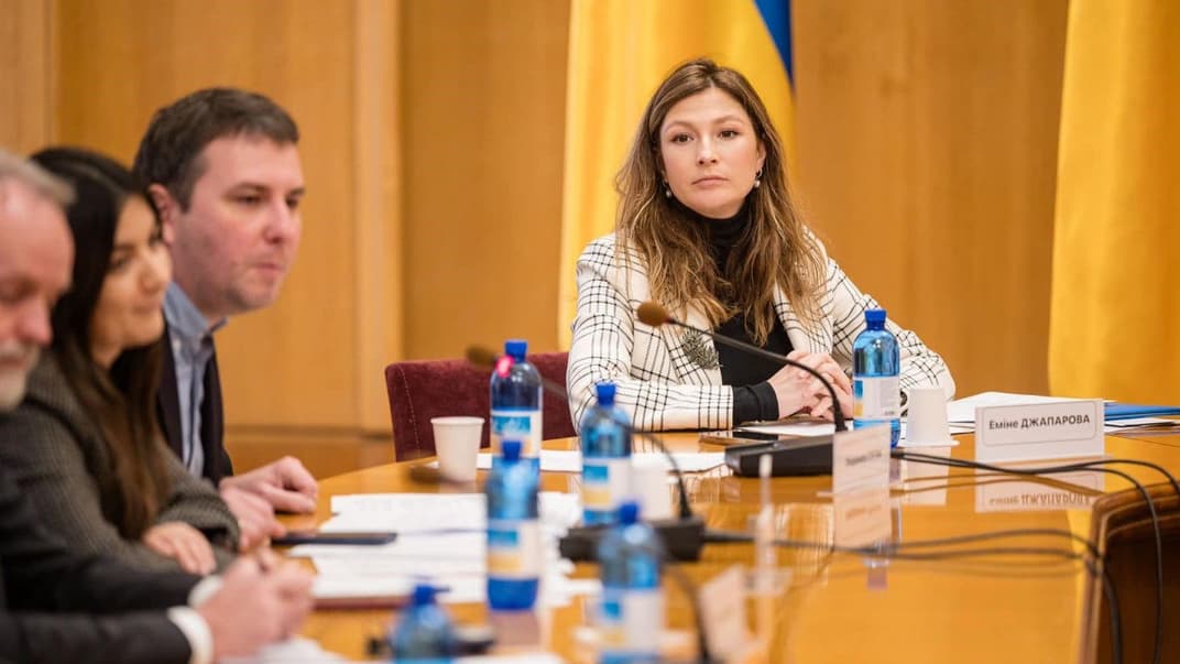 Эмине Жапарова