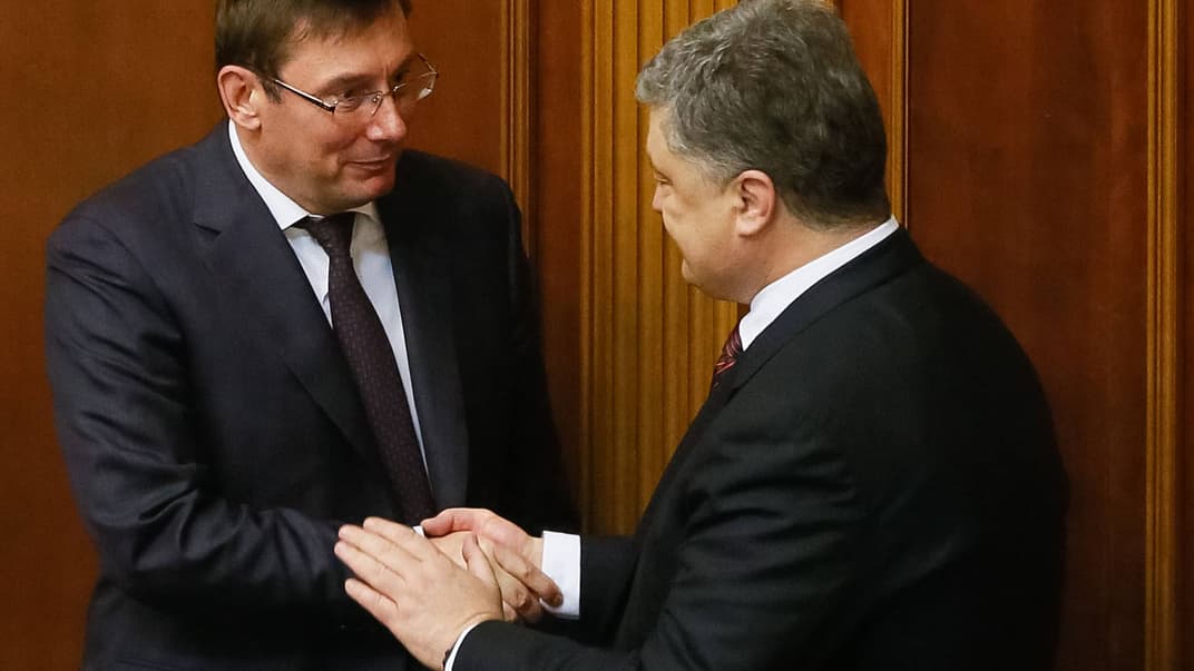 Генпрокурор Юрій Луценко і президент Петро Порошенко