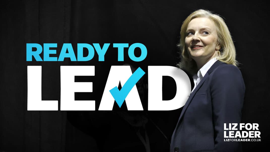 Агитационный постер министра иностранных дел Великобритании Лиз Трасс