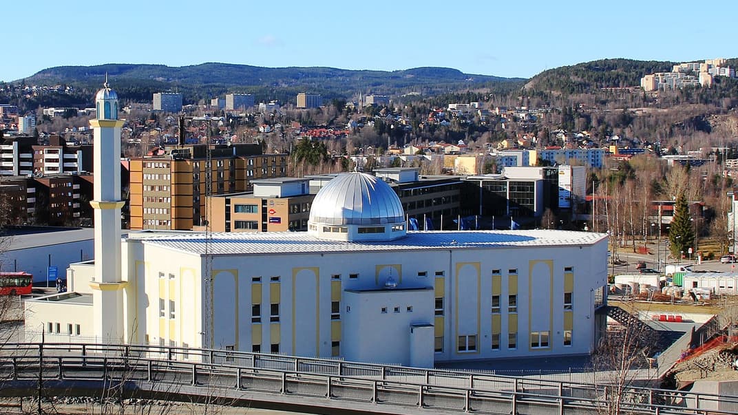 Ілюстративне фото. Найбільша мечеть Норвегії — Бейт-ун-Наср в Осло, яка може вмістити до 5 тисяч людей