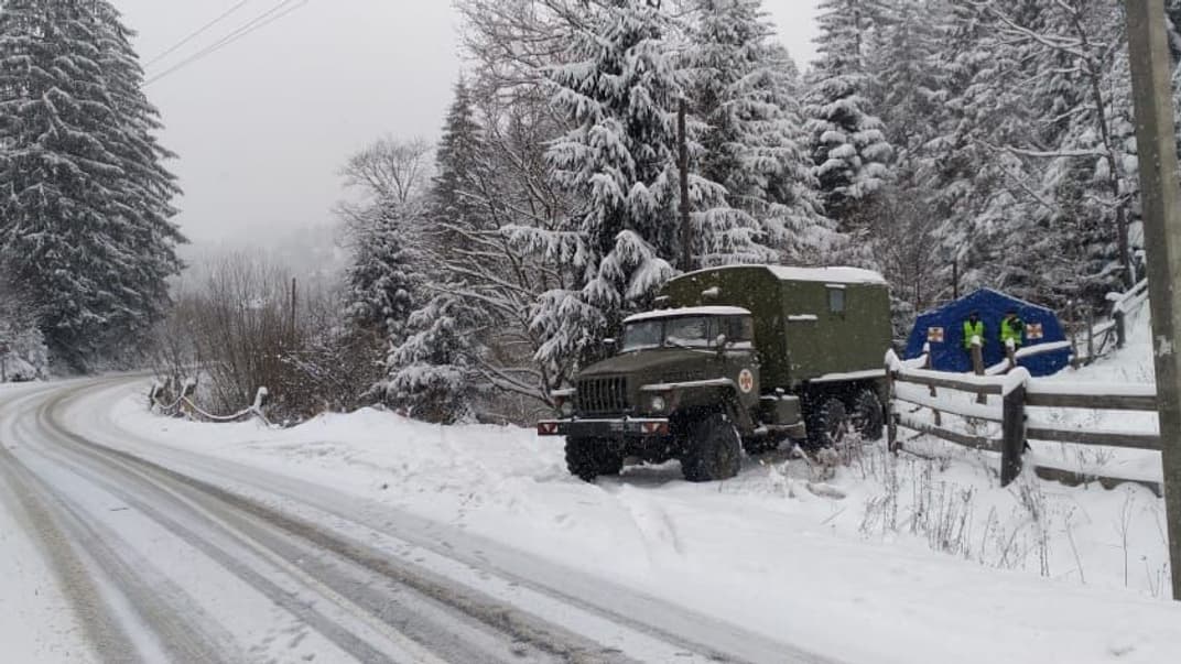 Пункт обігріву від рятувальників