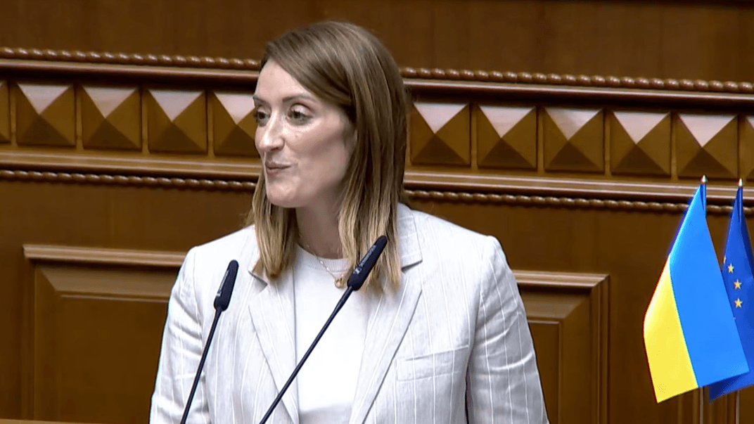 Роберта Мецола під час виступу у Верховній Раді