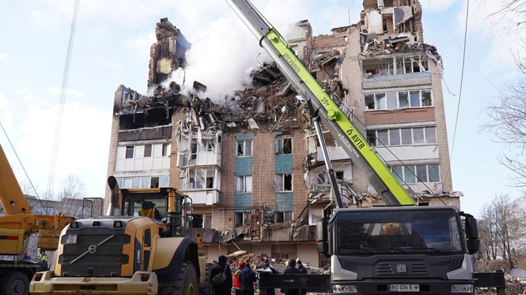 Многоэтажка в Тернополе после российского удара 19 ноября