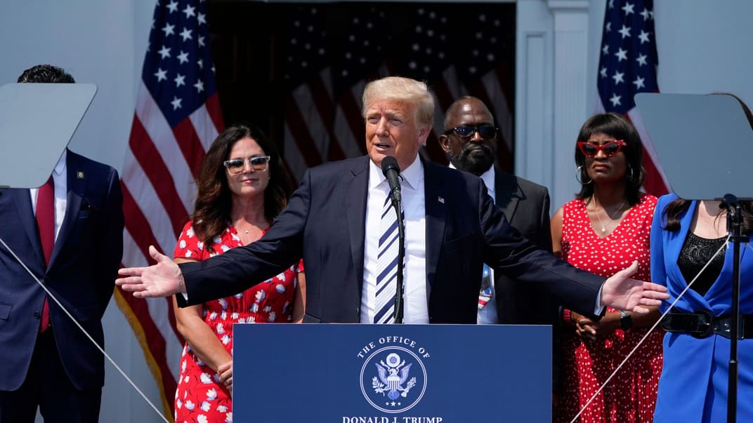 45-й президент США Дональд Трамп во время пресс-конференции в своем гольф-клубе. Бедминстер, штат Нью-Джерси, США, 7 июля 2021 года