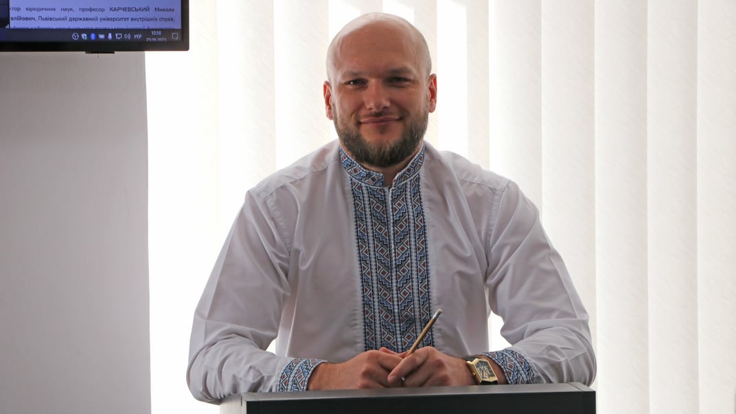 Олександр Цивінський під час захисту дисертації у Львівському державному університеті внутрішніх справ