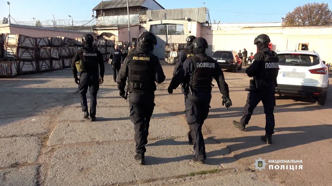 Нацполиция разоблачила мошенническую схему продажи вымышленных автомобилей для ВСУ