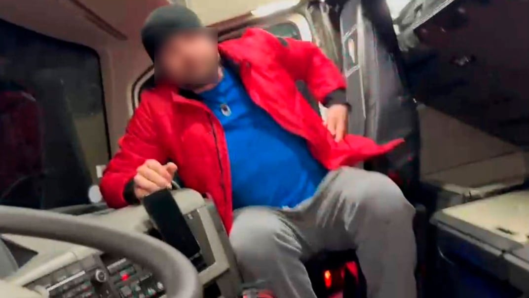 Польського далекобійника двічі ловили на спробі переправити українських чоловіків за кордон