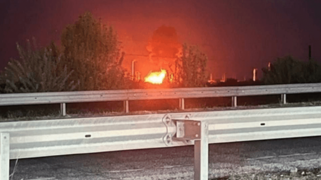 Пожежа в Краснодарському краї після атаки дронів, 27 квітня 2024 року