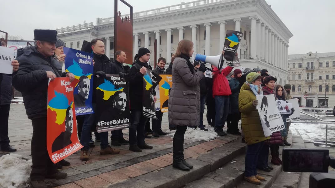 У Києві на Майдані вітали з днем народження політв'язнів Балуха та Сущенка
