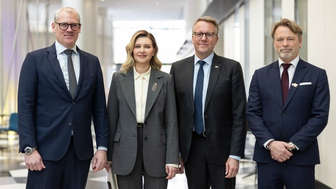 Перша леді України Олена Зеленська та представники данського уряду