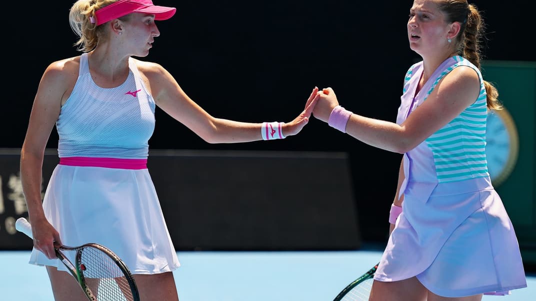 Людмила Кіченок та Єлена Остапенко