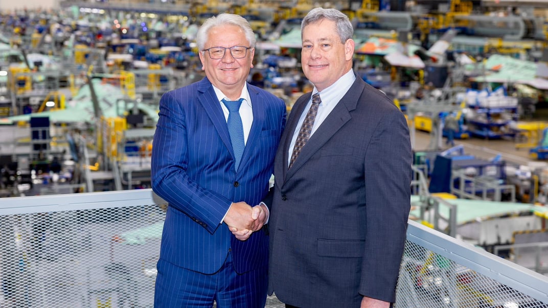 Директор компанії Rheinmetall Армін Паппергер (ліворуч)