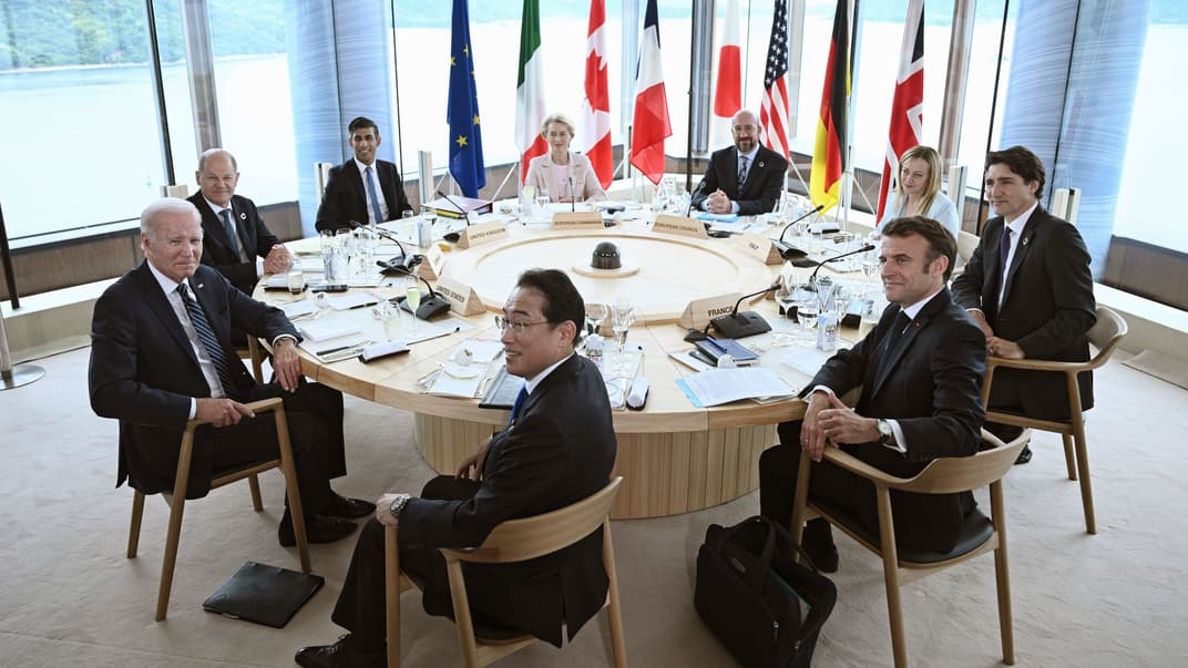 Лидеры стран «Большой семерки» — США, Япония, Германия, Великобритания, Франция, Италия, Канада — на саммите в Японии, 19 мая 2023 года