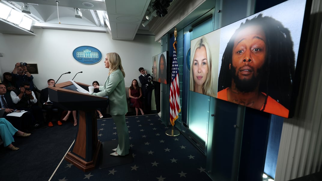 Ілюстративне фото. Прессекретарка Білого дому Керолайн Лівітт розповідає про вбивство української біженки Ірини Заруцької підозрюваним Декарлосом Брауном, 9 вересня 2025 року