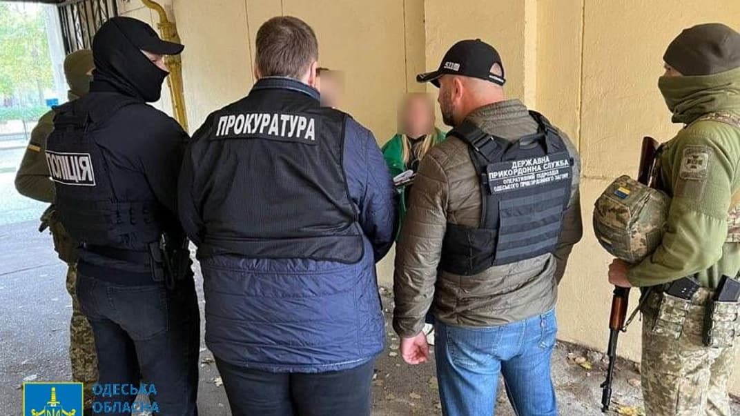 Фіктивний шлюб із дружиною з інвалідністю — в Одесі викрили чергову схему незаконного виїзду чоловіків з України