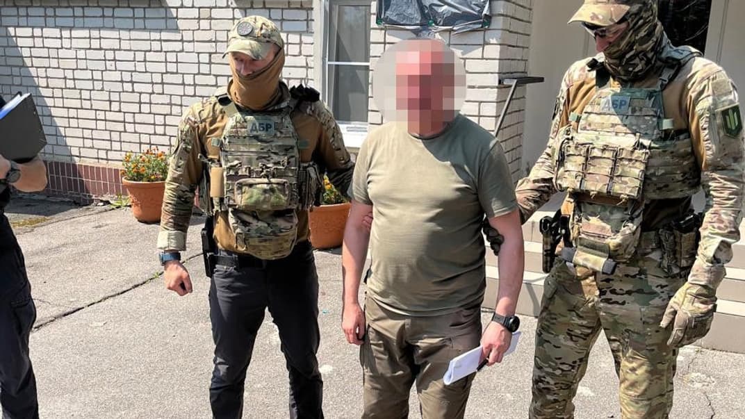 Задержание подозреваемого военного комиссара