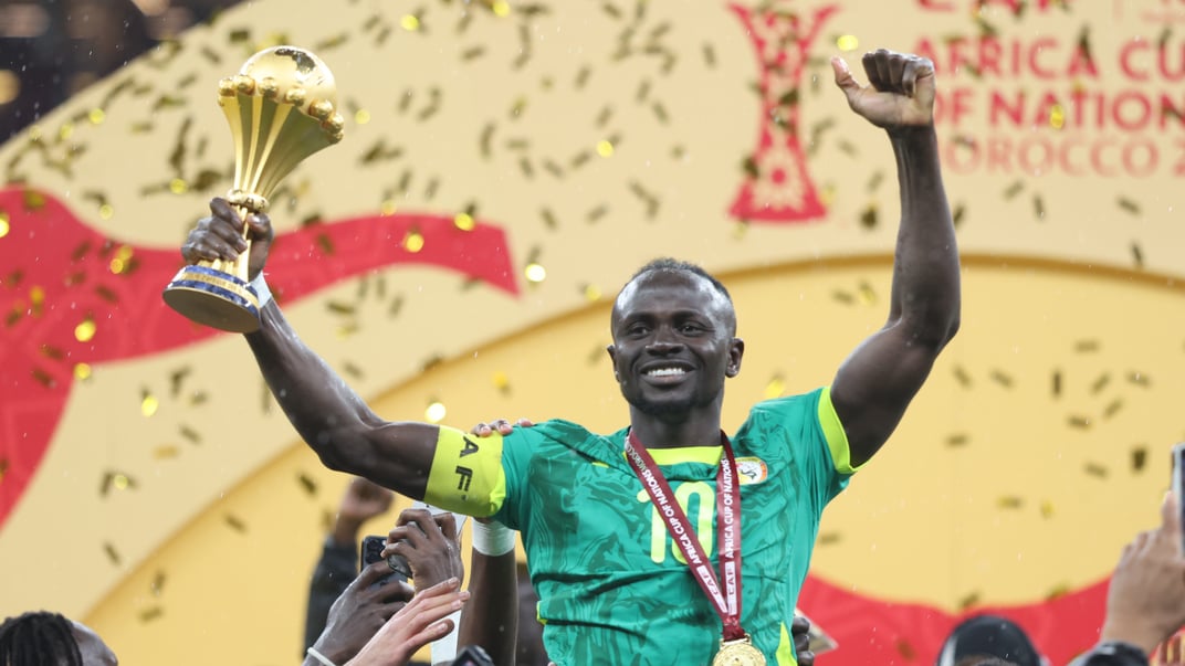 Сенегальський гравець святкує перемогу в Кубку Африки