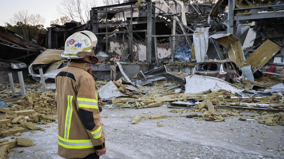 Последствия удара по гражданскому хлебопекарному предприятию в Харькове, 24 сентября 2024 года