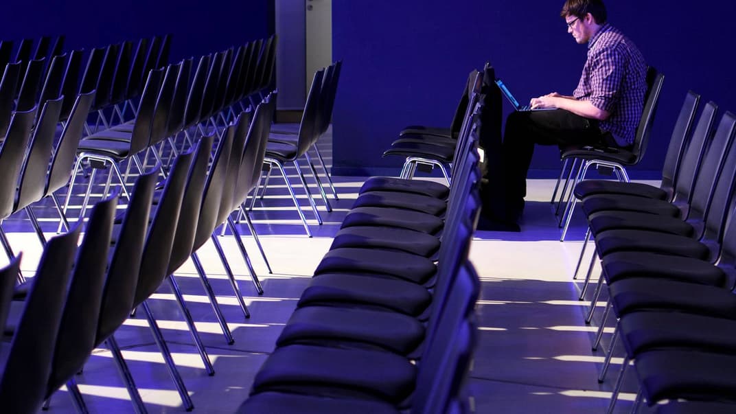 У деяких компаніях існує свій корпоративний пенсійний фонд, робити внески до якого та отримувати виплати можуть виключно працівники цієї компанії