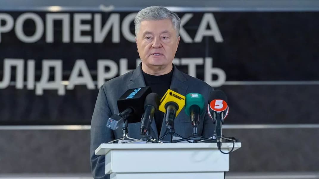 Петро Порошенко під час брифінгу 4 грудня 2023 року