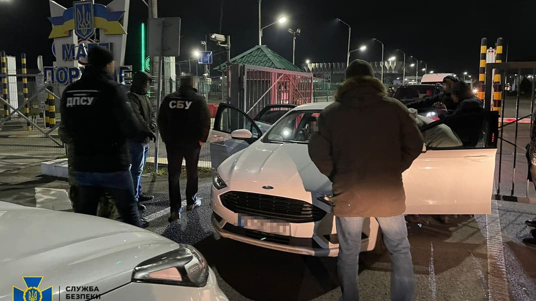 СБУ прикрила схему незаконного отримання громадянства ЄС