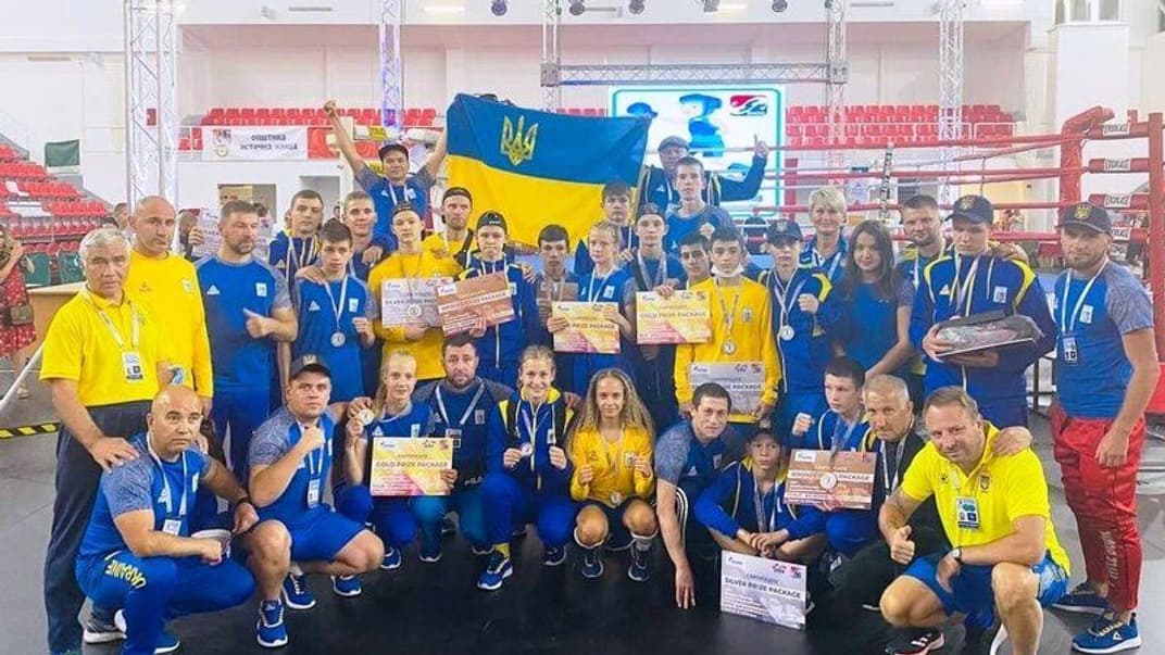 Сборная Украины по боксу, которая выступала на чемпионате Европы по боксу среди юношей и девушек