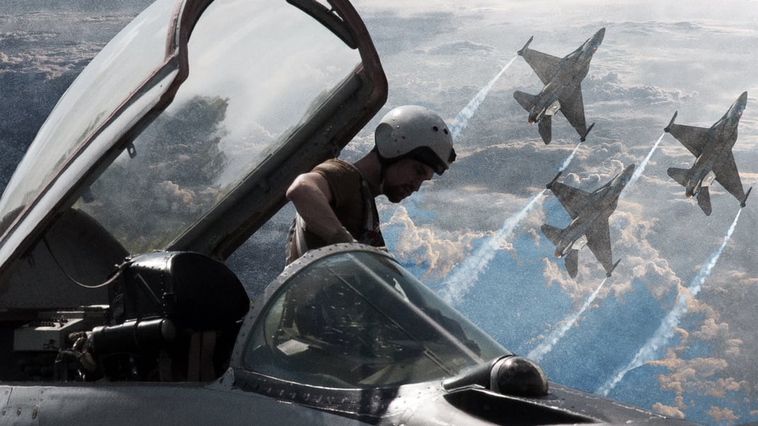 Міг катапультуватися, але відвів літак від села й загинув. Памʼяті Героя України пілота Максима Устименка