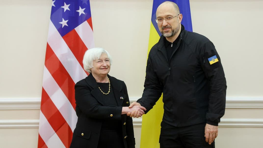 Прем'єр-міністр України Денис Шмигаль та міністерка фінансів США Джанет Єллен у Києві, 27 лютого 2023 року