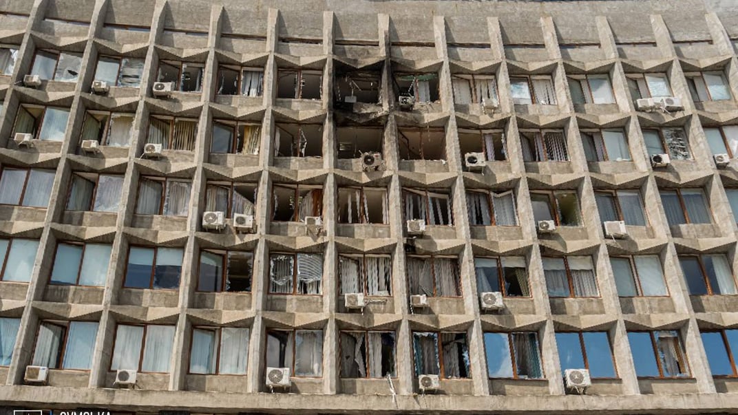 Последствия российского удара по ОВА в Сумах