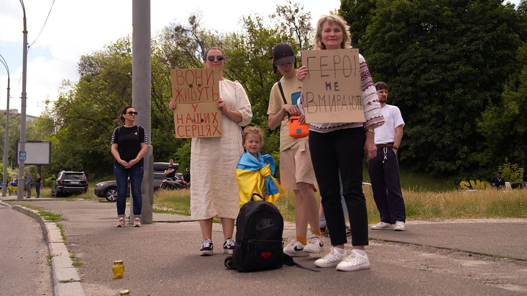 У Києві попрощалися з активістом Романом Ратушним