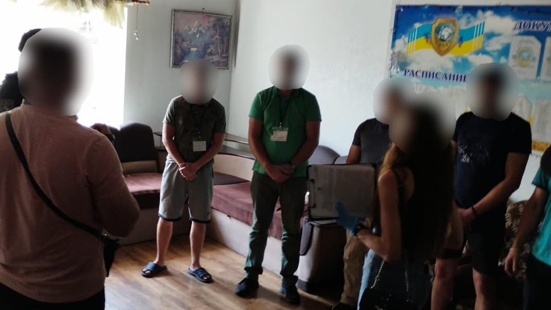 У Черкасах викрили «реабілітаційний центр», де незаконно утримували людей