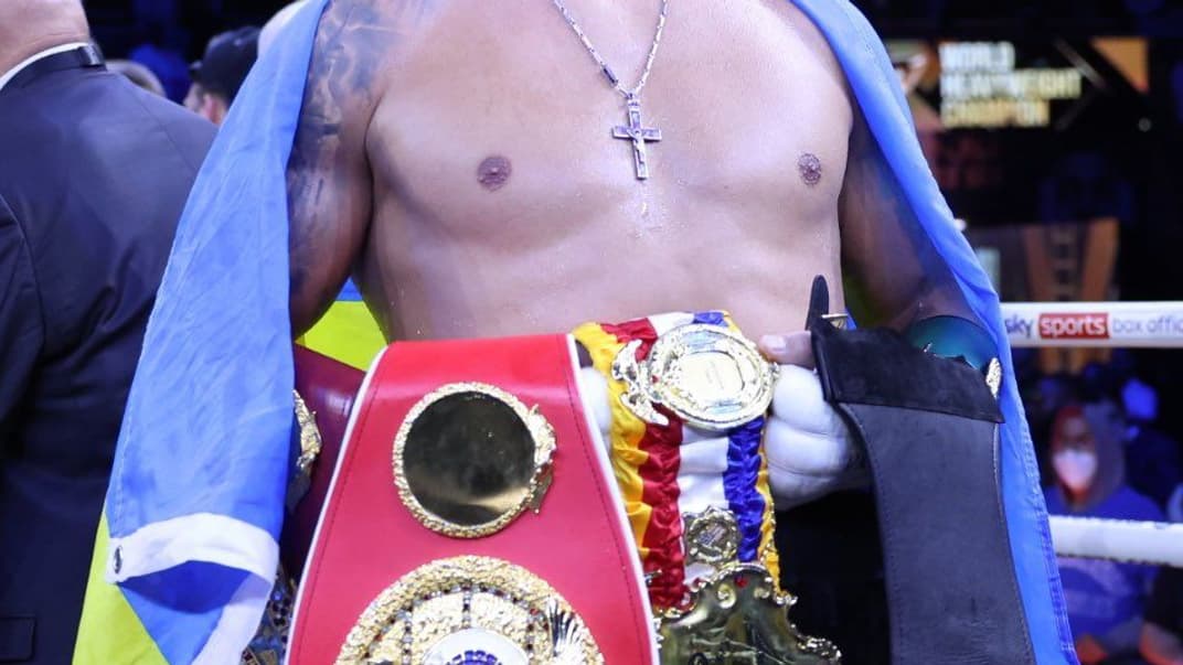 Олександр Усик після перемоги над Ентоні Джошуа у бою-реванші за статус чемпіона світу з боксу, 21 серпня 2022 року