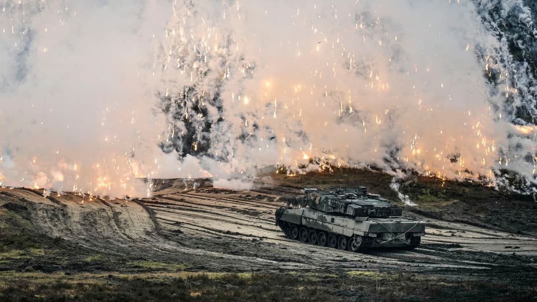 Иллюстративное фото. Танк Leopard 2 в действии, 1 февраля 2023 года