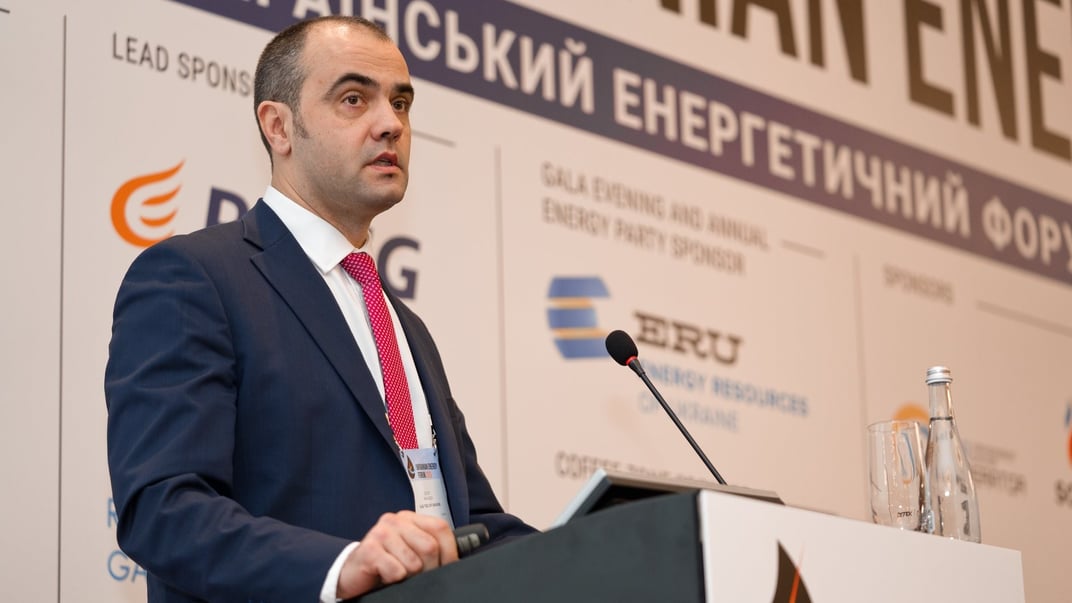 Сергій Макогон, коли він перебував на посаді генерального директора ТОВ «ОГТС України»