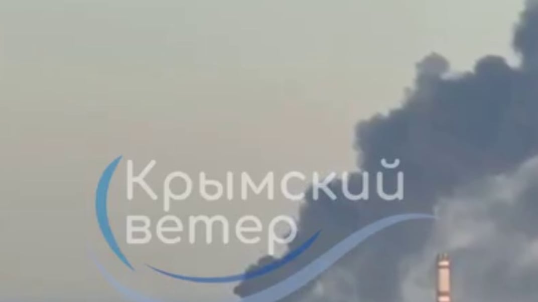 В оккупированном Крыму дроны СБУ поразили две нефтебазы и ракетно-пушечный комплекс