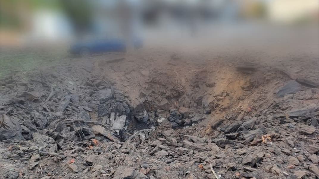 Последствия атаки россиян по поселку Великий Бурлук Купянского района, 10 октября 2023 года