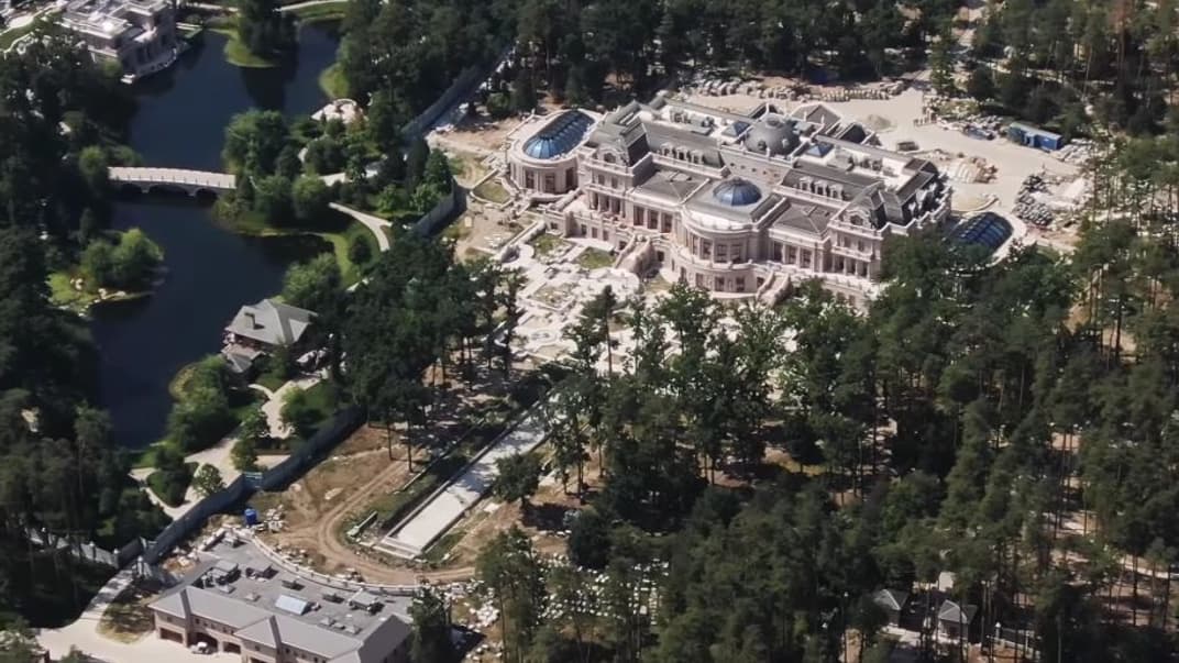 Ахметов будує під Києвом маєток площею понад 12 тисяч м² за гроші від «Роттердам+»
