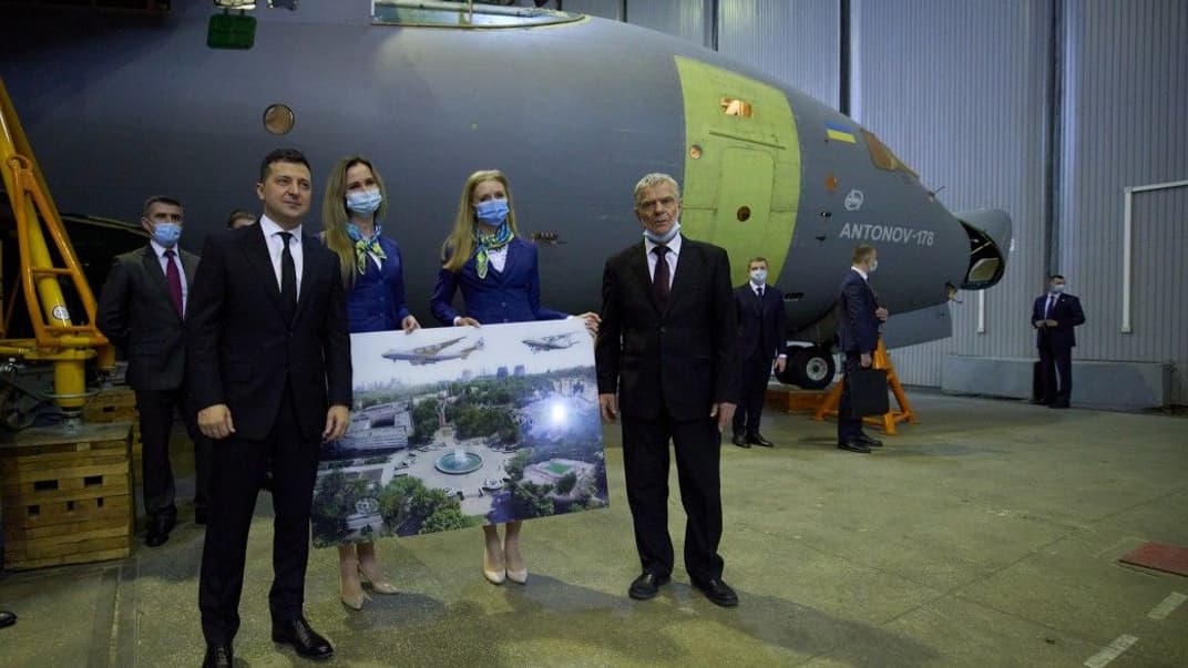 Церемония подписания меморандума о сотрудничестве между «Антоновым» и Минобороны