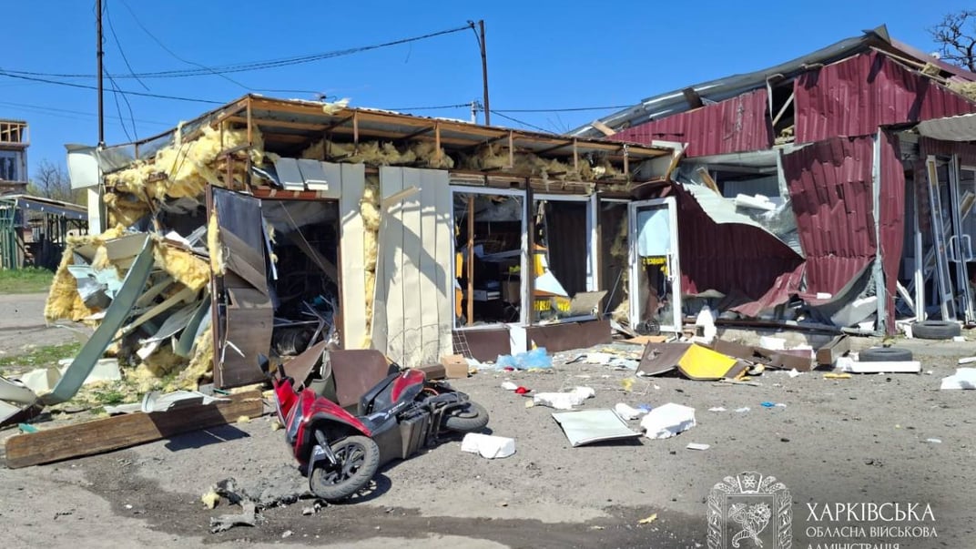 Наслідки російської ракетної атаки по місту Мерефа в Харківській області, 4 травня 2026 року Наслідки російської ракетної атаки по місту Мерефа в Харківській області, 4 травня 2026 року