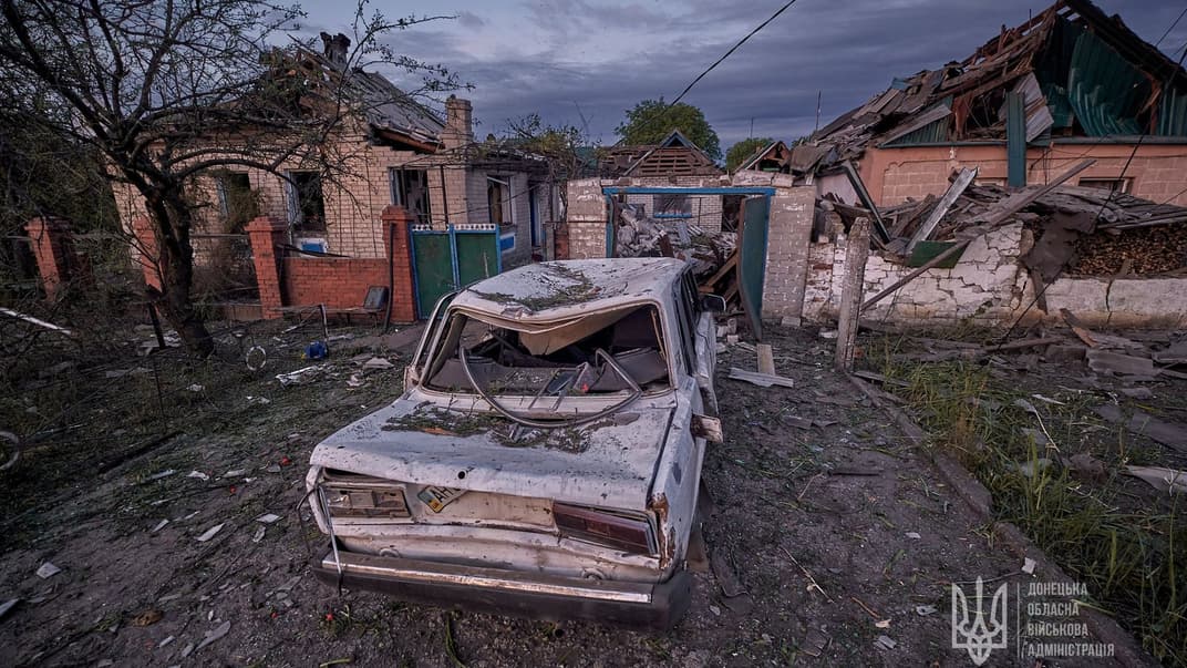 Наслідки російського обстрілу Покровська та селища Гришине Донецької області 15 червня 2022 року