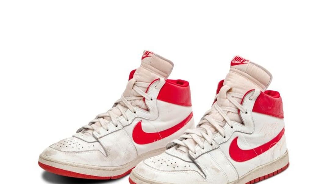 Кросівки баскетболістка Майкла Джордана