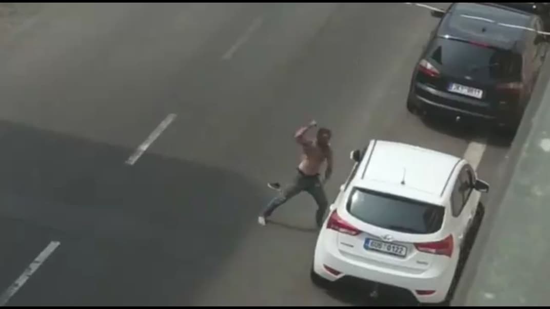 Ром, который умер после задержания полицейскими в городе Теплице. Цыганское сообщество утверждает, что это произошло из-за действий полиции