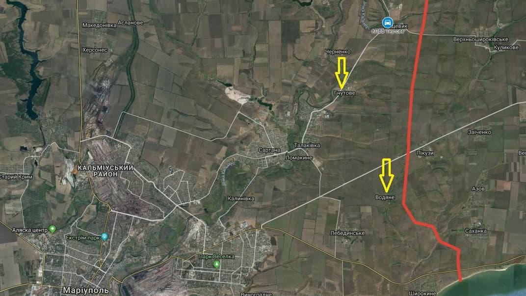 Червоним позначено приблизну лінію розмежування