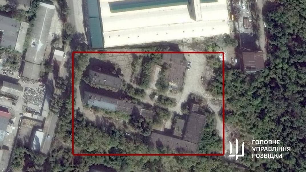 Склад із боєприпасами росіян у тимчасово окупованому Донецьку