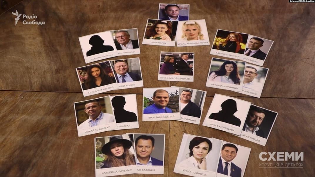 «Схеми» нарахували 12 родичів депутатів, які працюють помічниками в їхніх колег за гроші. У цьому є корупційний ризик